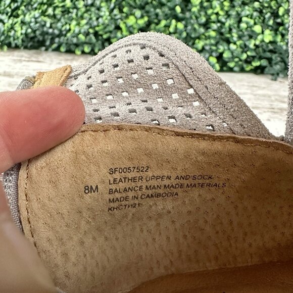 SOFFT Seabrook Wedge Bootie Women’s 8 Gray Italian Suede Perforated NWOB Chic - Picture 10 of 13